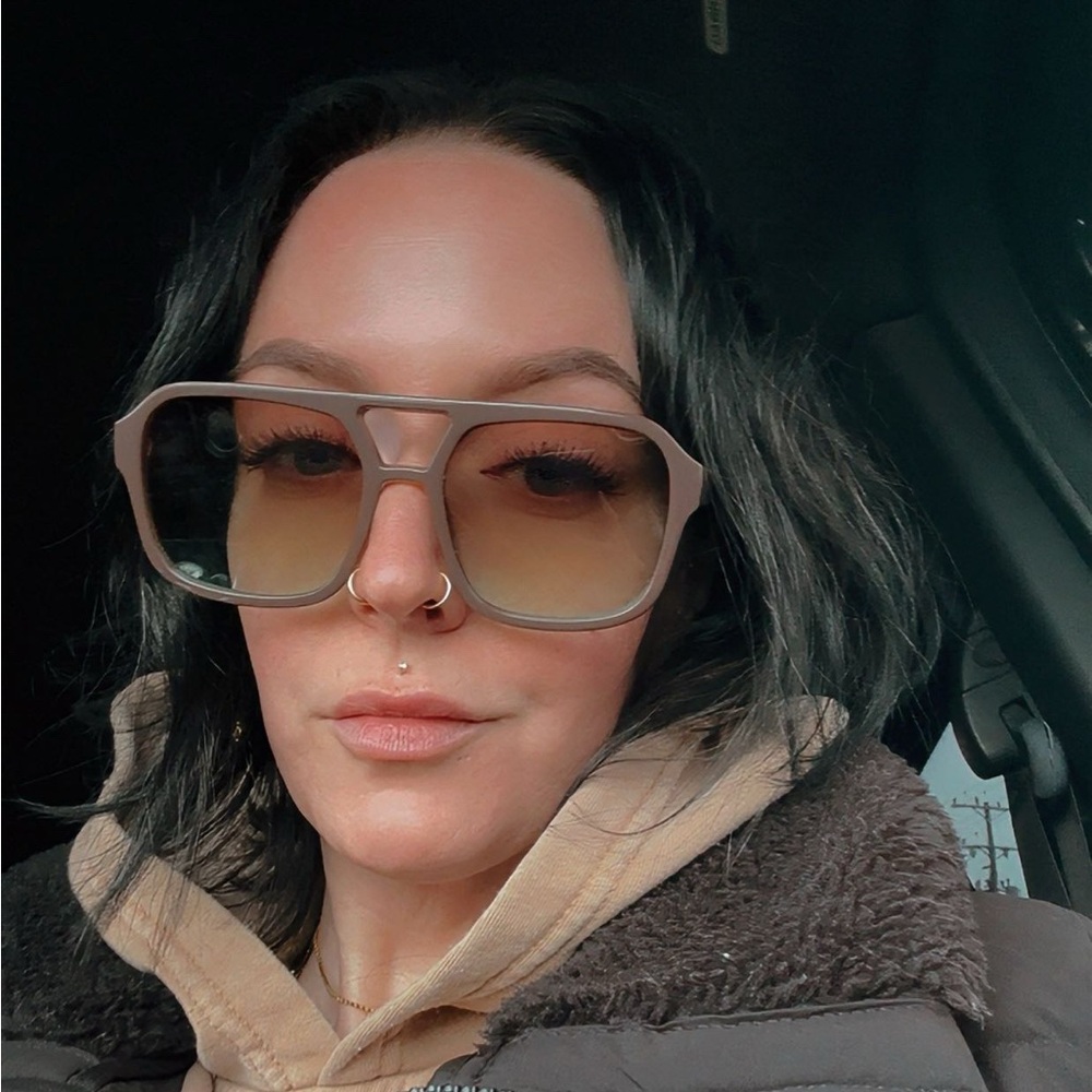 Meet your Posher, Meredith